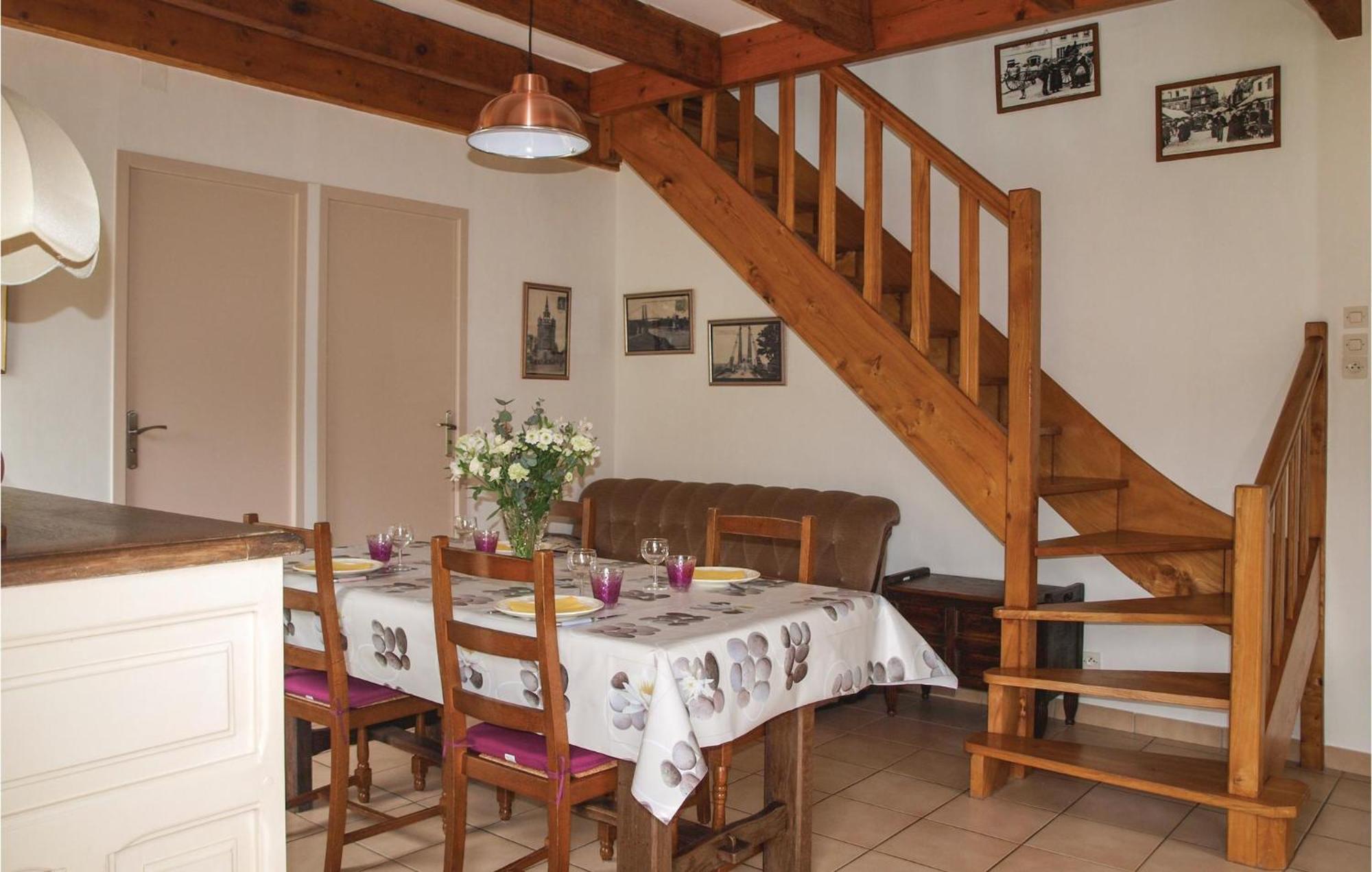 3 Bedroom Awesome Home In Lézardrieux Extérieur photo